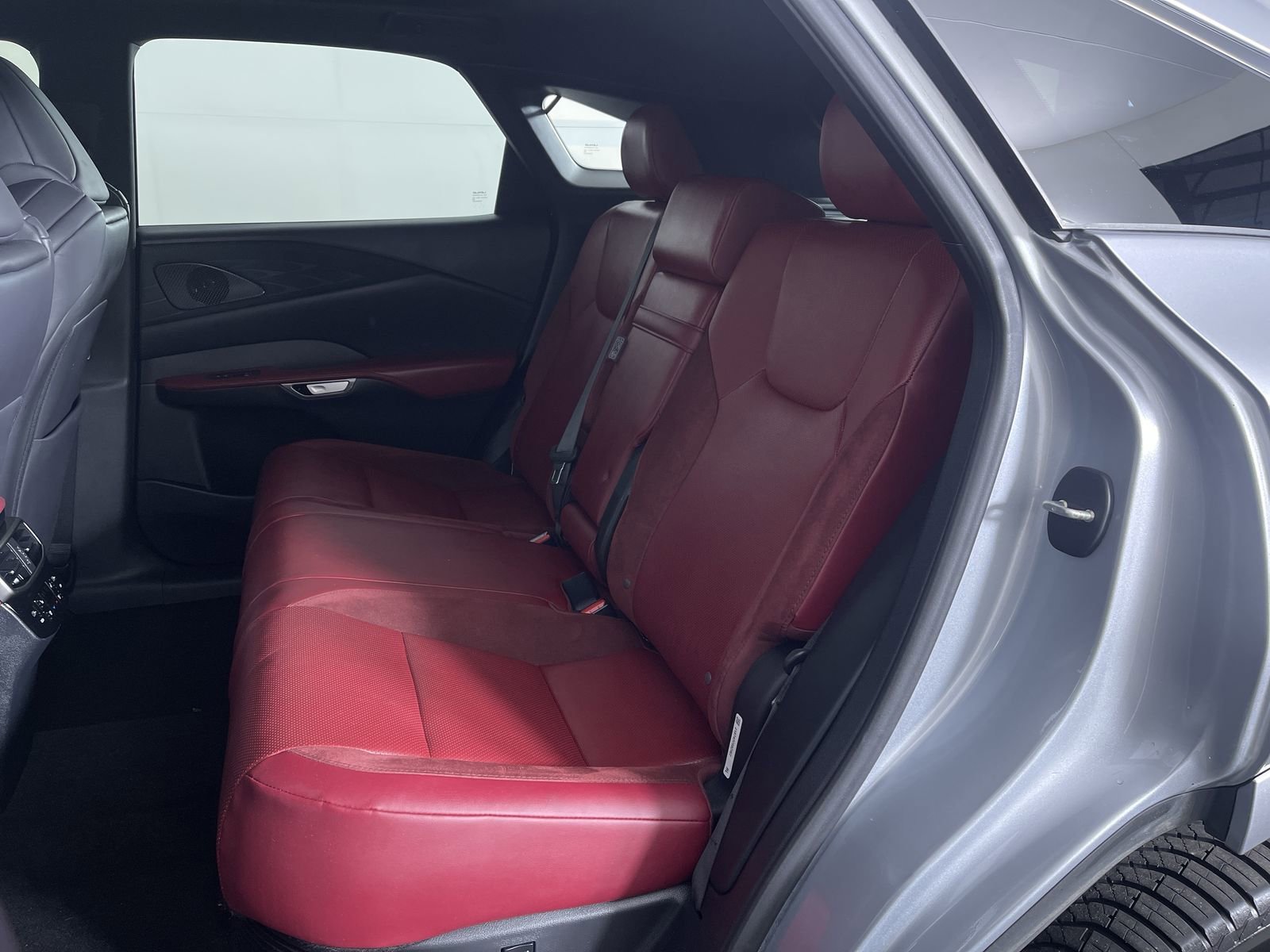 Used 2023 Iridium Lexus RX 500h F SPORT Performance image 23