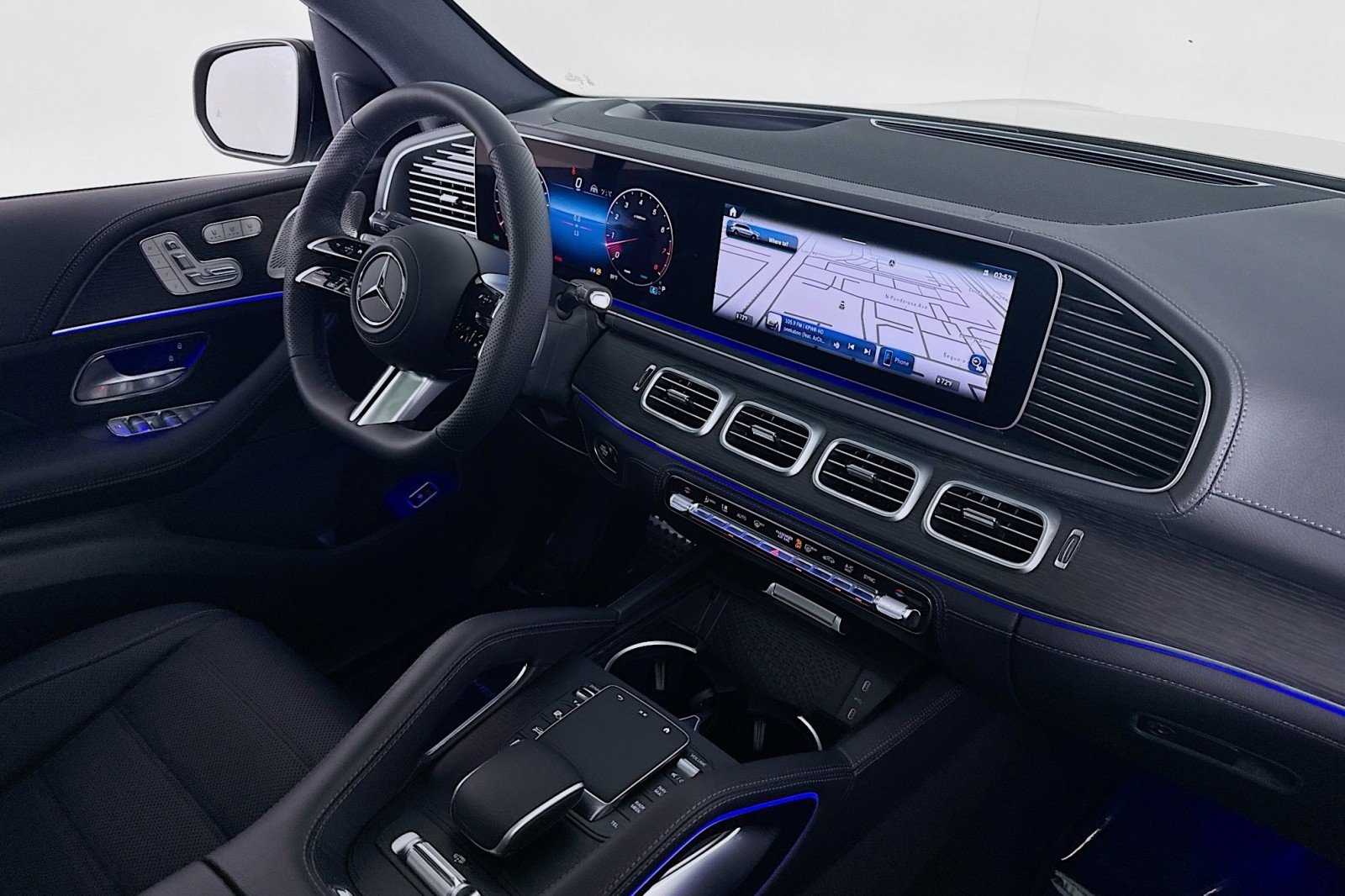 New 2026 MANUFAKTUR Alpine Grey Mercedes-Benz GLS 580 4MATIC® SUV image 16