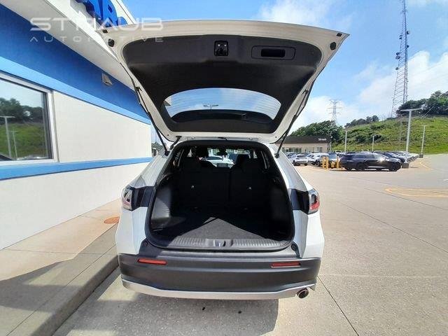 Used 2025 Platinum White Pearl Honda  image 47