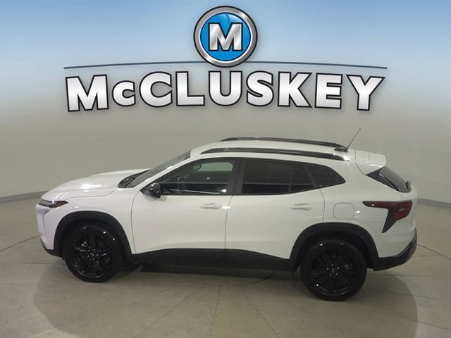 Certified Used 2024 Summit White Chevrolet ACTIV image 10