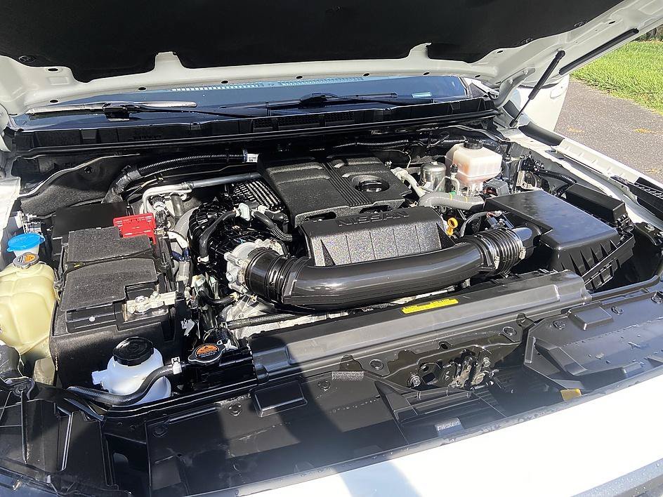 Used 2024 Glacier White Nissan SV image 18