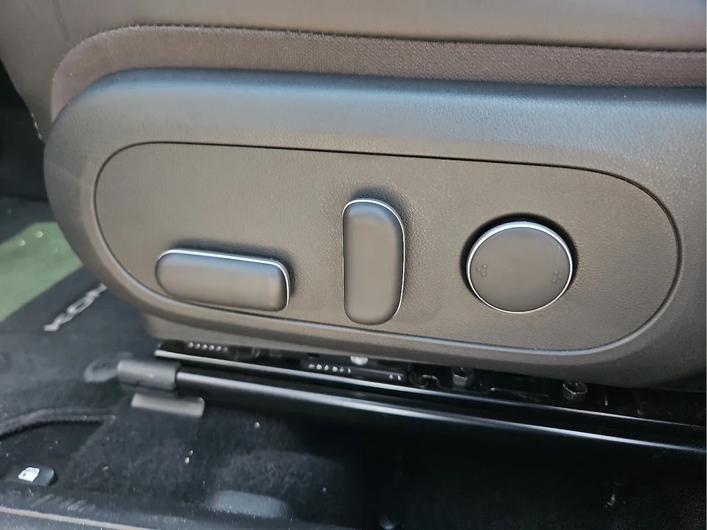 Used 2024 Blue Hyundai Limited image 14