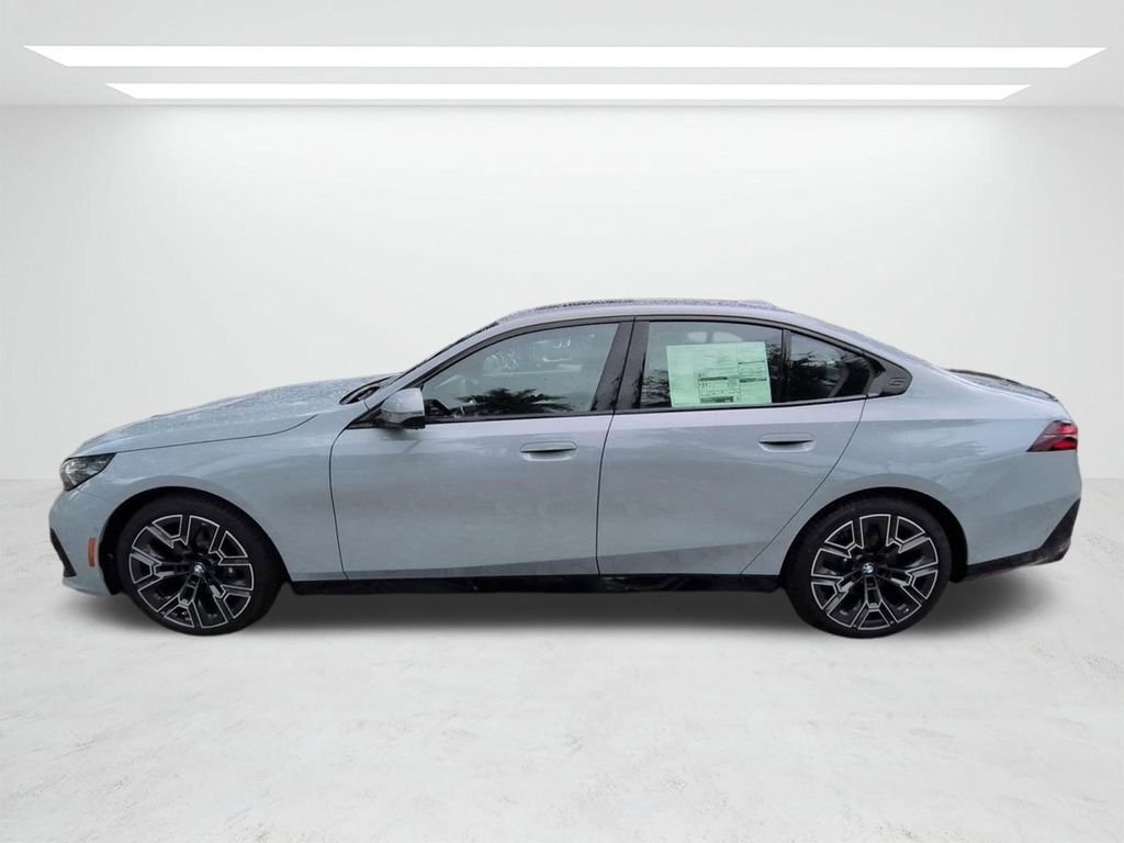 New 2027 Gray Metallic BMW 530i image 7