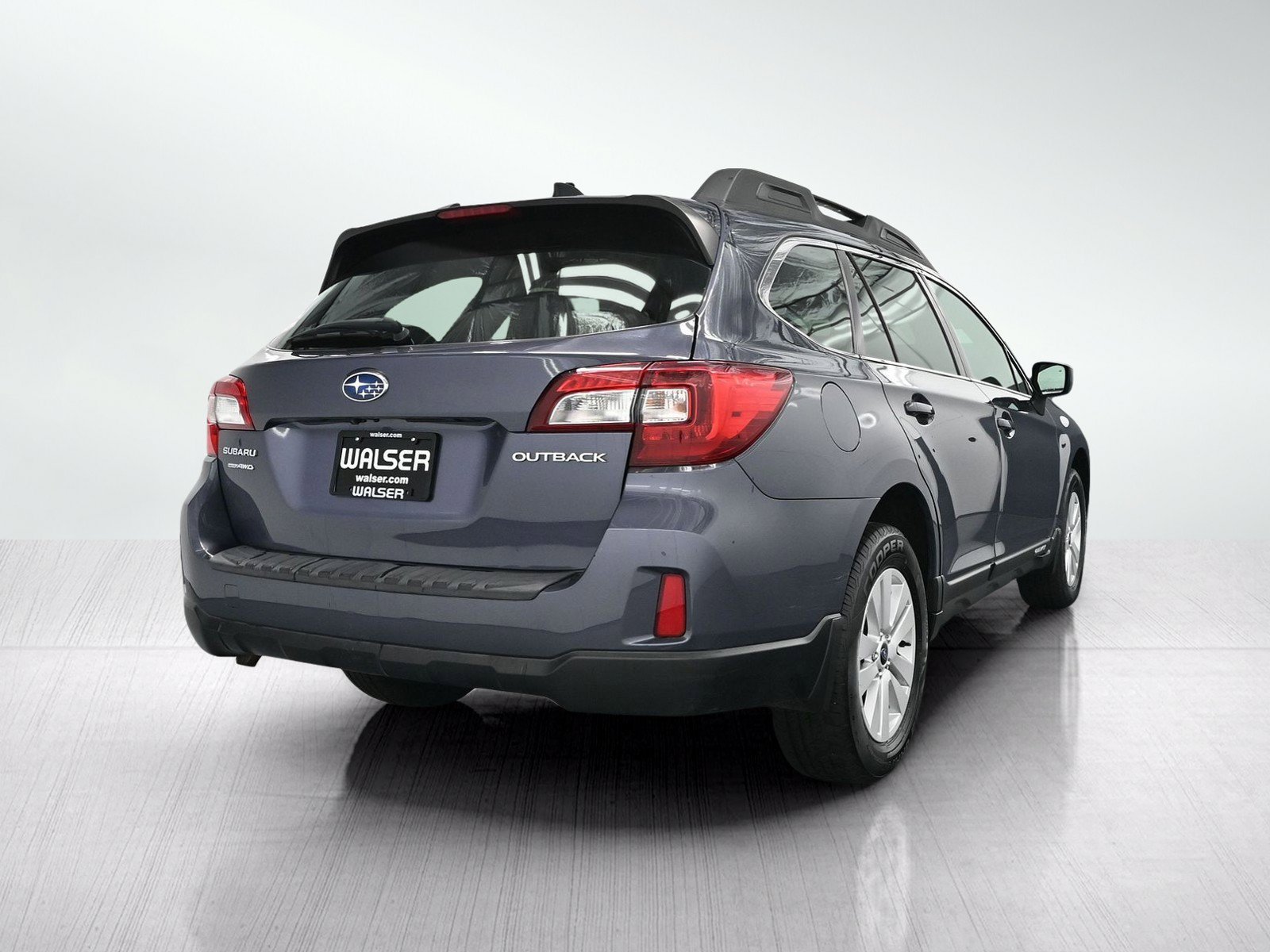 Used 2016 Carbide Gray Metallic Subaru 2.5i Premium image 6