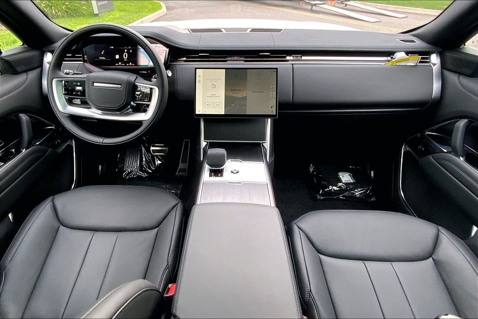 New 2026 Fuji White Land Rover SE 7 Seats image 5