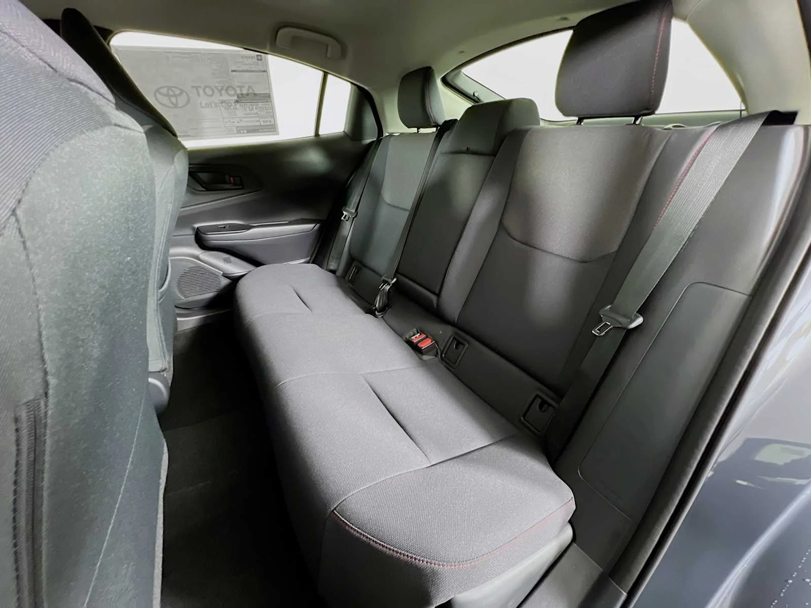 2026 Toyota Prius Plug-In Hybrid — photo 14