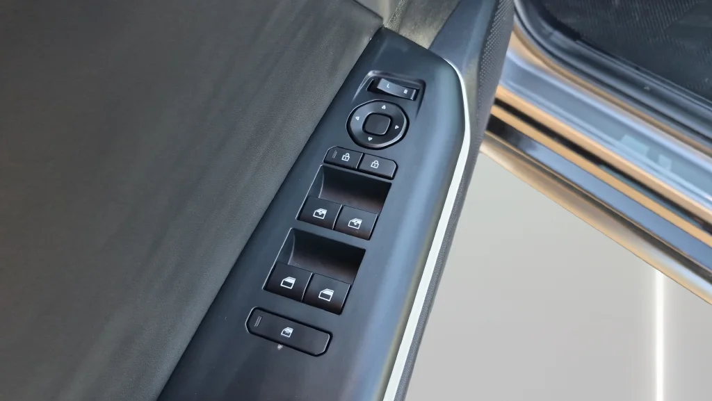 Used 2025 Gray Kia GT-Line image 10