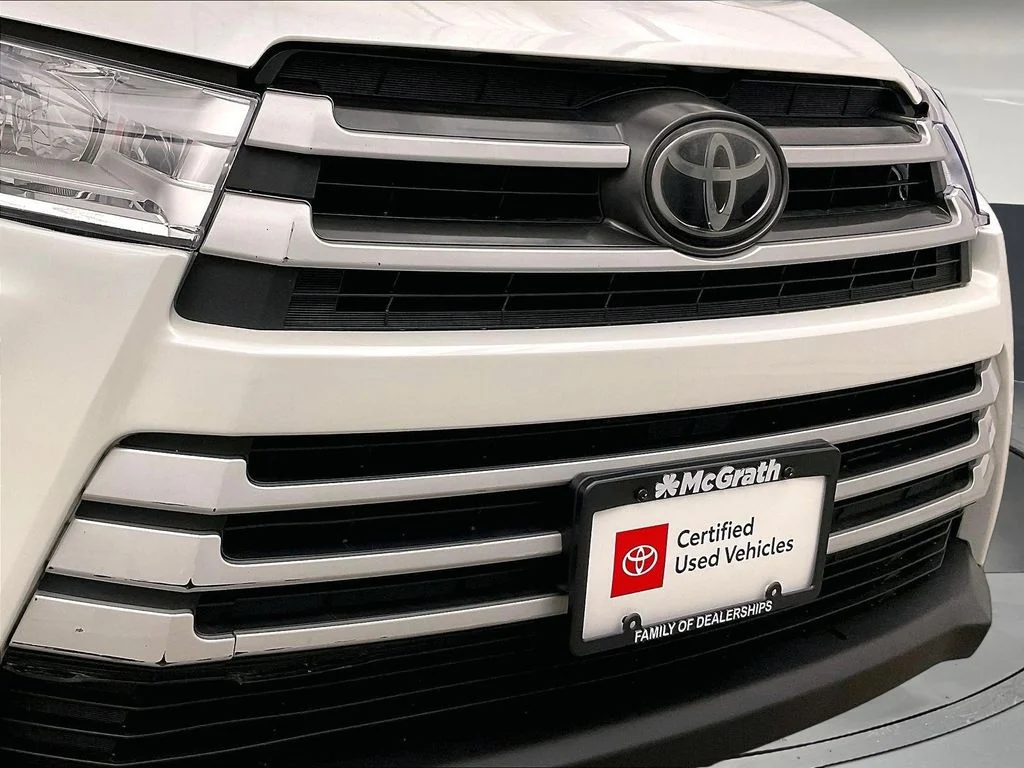 Certified Used 2019 White Toyota LE image 33