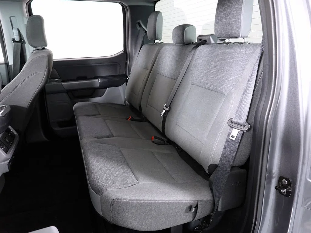 Used 2024 Gray Metallic Ford XLT image 13