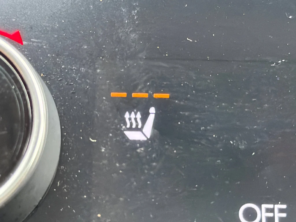 Used 2025 Red Hyundai SEL Convenience image 30