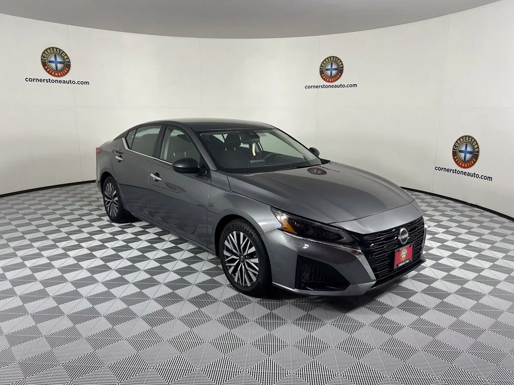 Used 2024 Gray Nissan 2.5 SV image 17