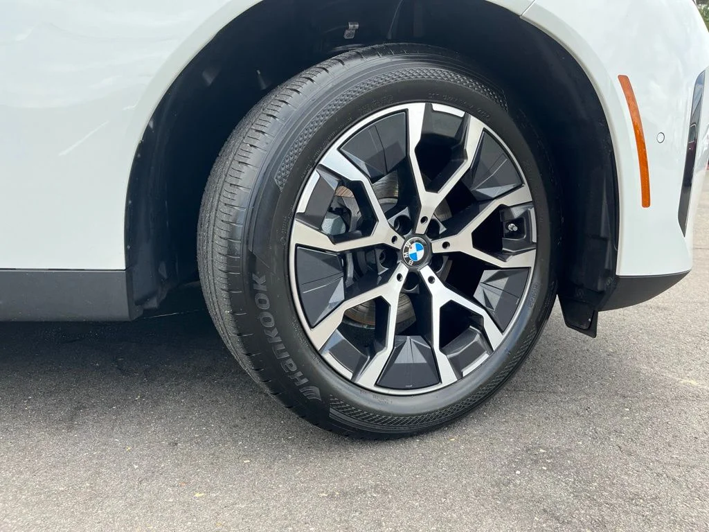 Certified Used 2025 Alpine White BMW 30 xDrive image 31