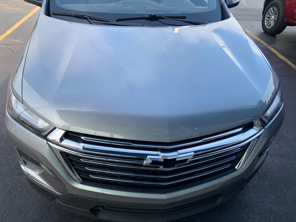Used 2023 Sterling Gray Metallic Chevrolet LT image 3