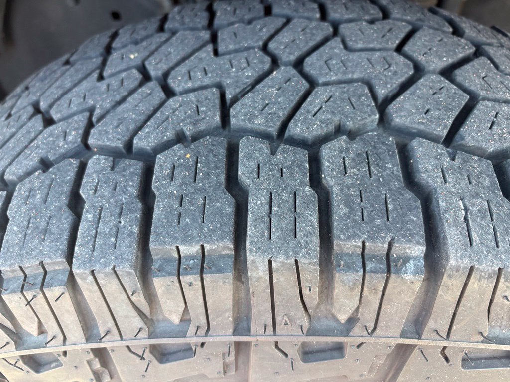 Used 2019 White Ford XLT image 11