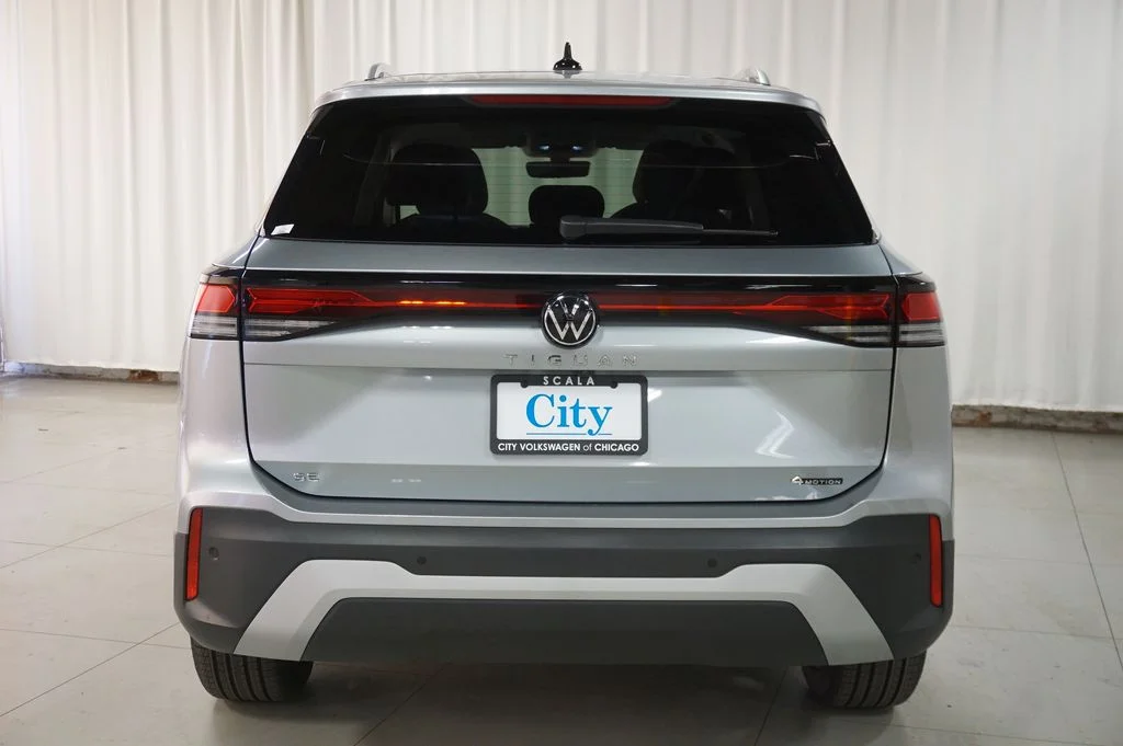 New 2026 Pyrite Silver Metallic Volkswagen 2.0T SE image 6