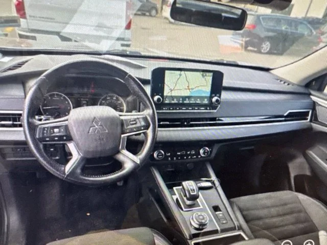 Used 2024 Black Mitsubishi SE image 8