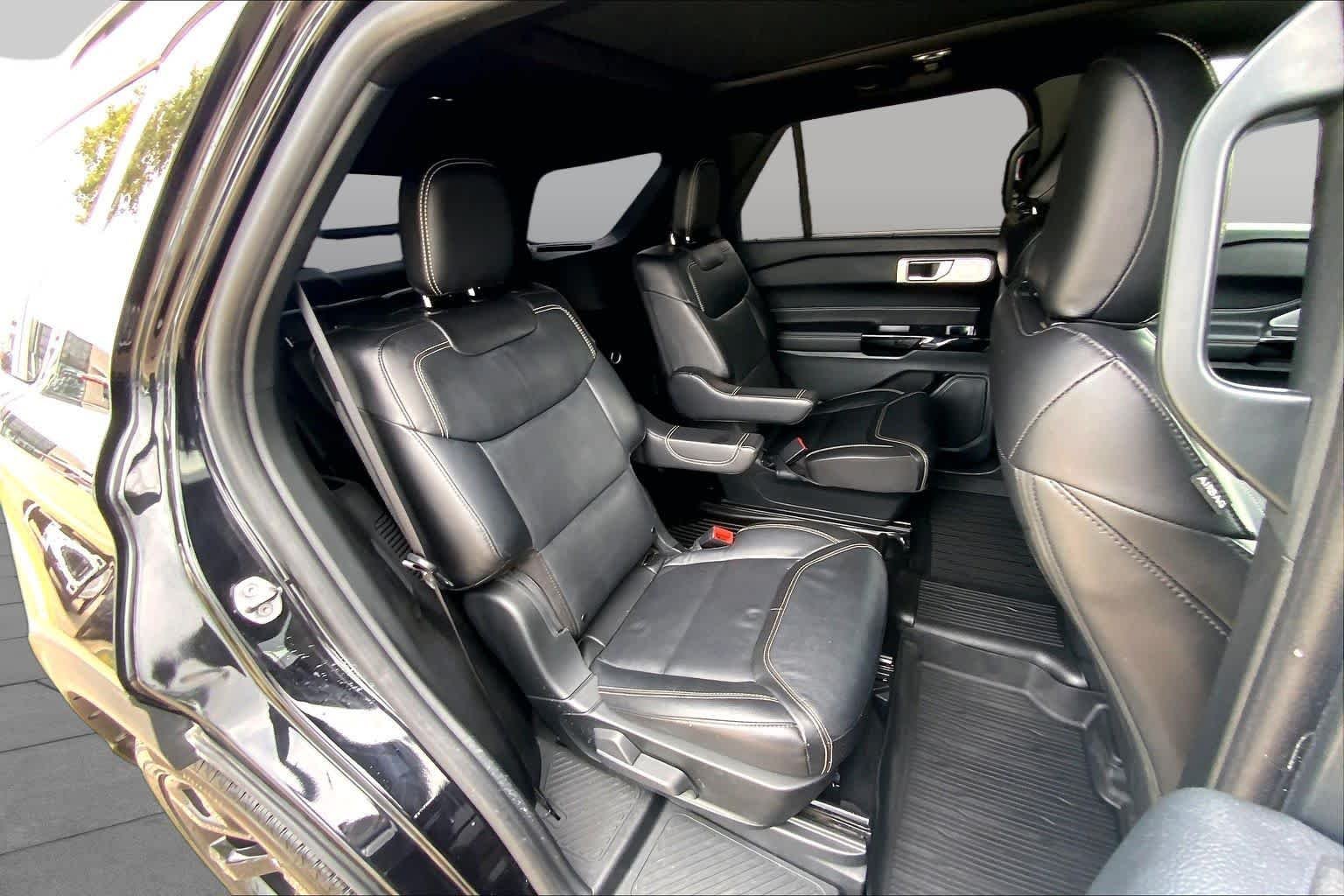 Used 2024 Agate Black Metallic Ford ST image 20