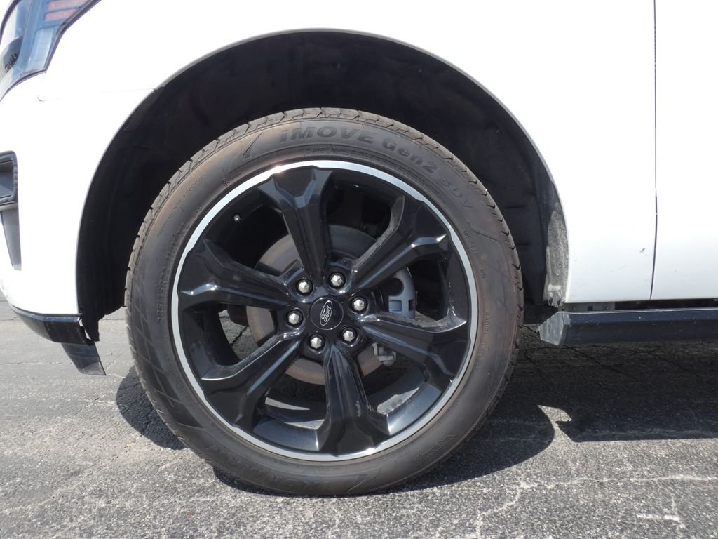 Used 2023 White Ford Limited image 45