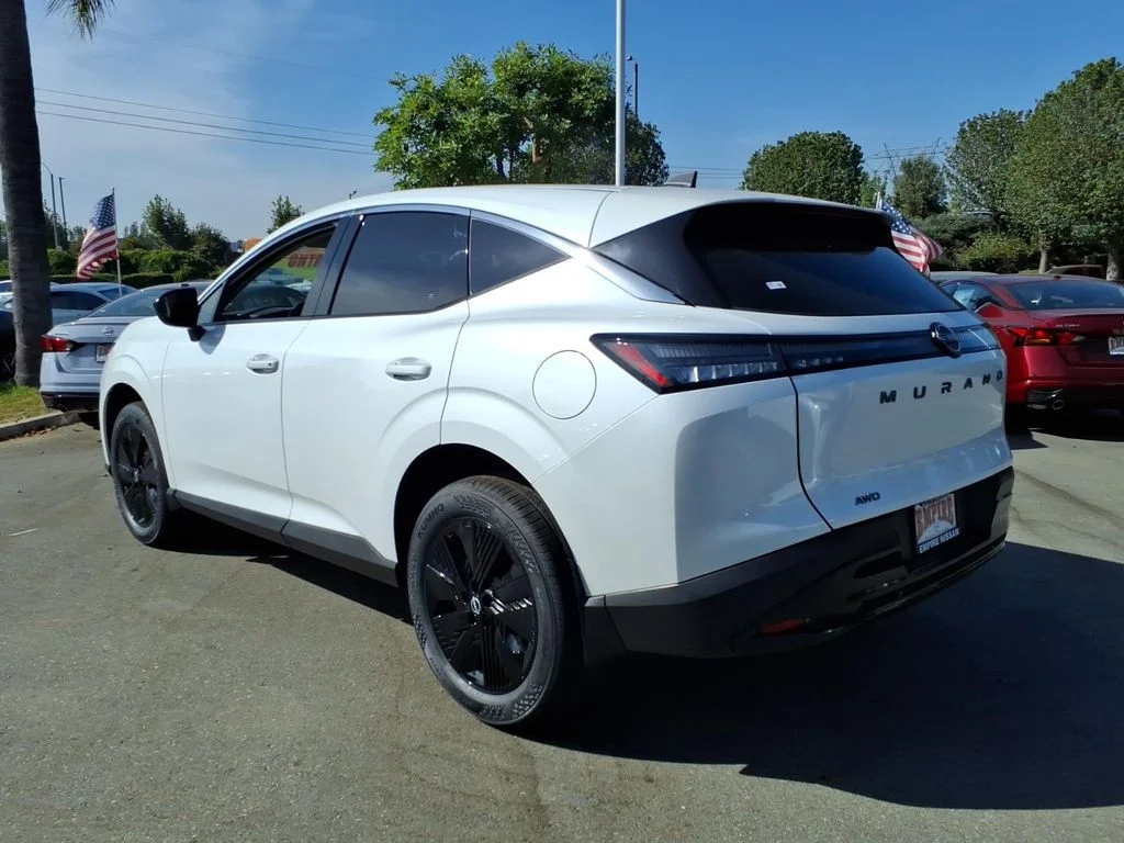 New 2026 Everest White Pearl TriCoat Nissan SV image 6