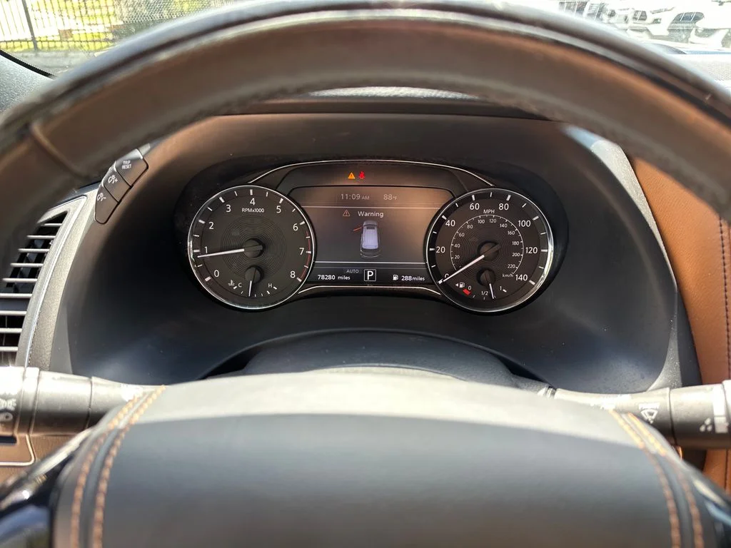 Used 2021 Black INFINITI Sensory image 25