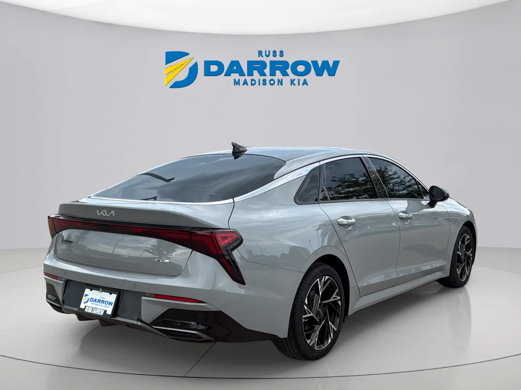 Certified Used 2025 Wolf Gray Kia GT-Line image 5