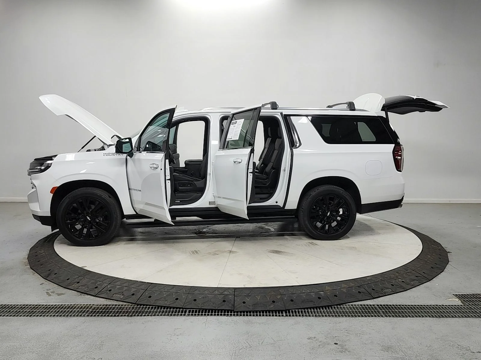 Used 2021 Summit White Chevrolet High Country image 12