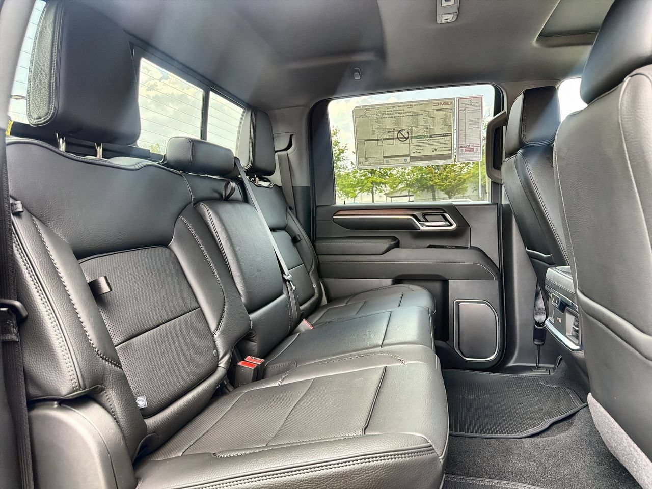 2026 GMC Sierra 3500HD Denali - Photo 22