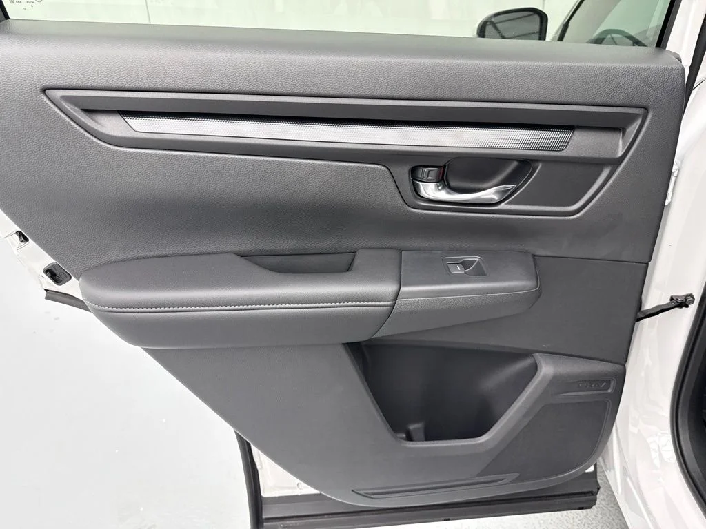 New 2026 Platinum White Pearl Honda LX image 14