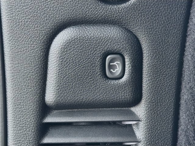 Used 2021 DB Black Clearcoat Dodge R/T image 13