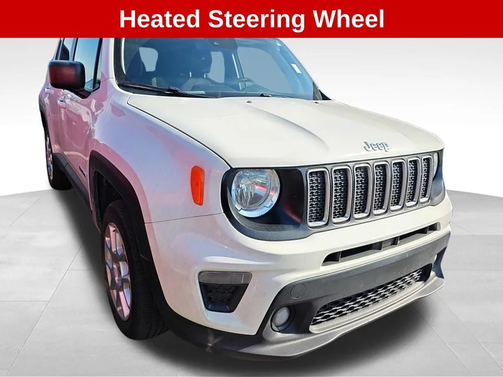 Used 2022 White Jeep Latitude image 11