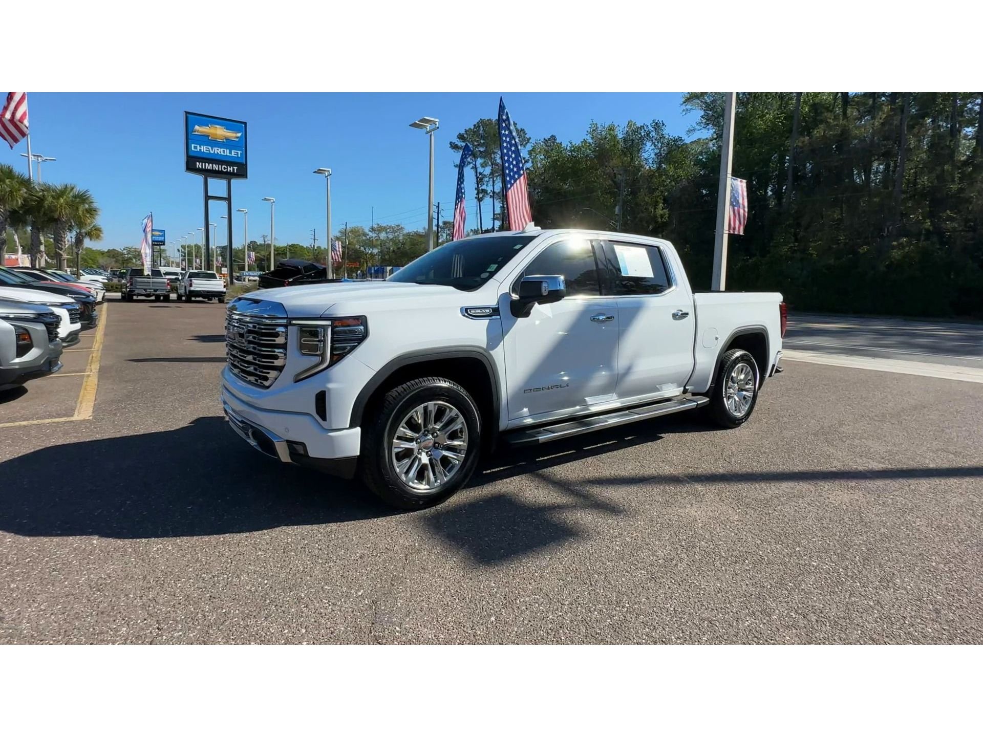 Used 2024 Summit White GMC Denali image 6