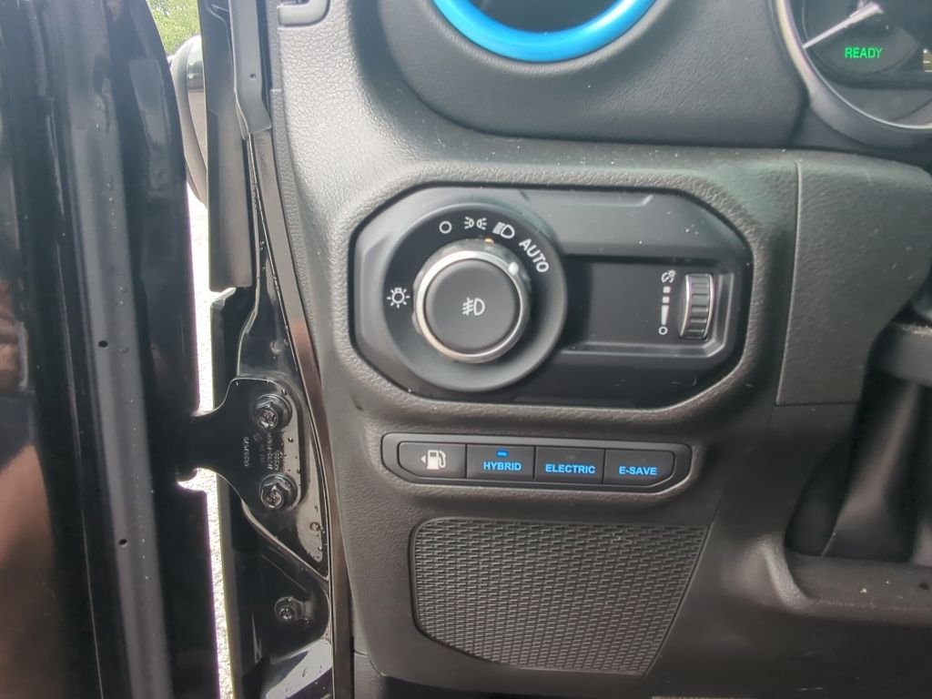 Used 2023 Black Jeep Rubicon 4xe image 18