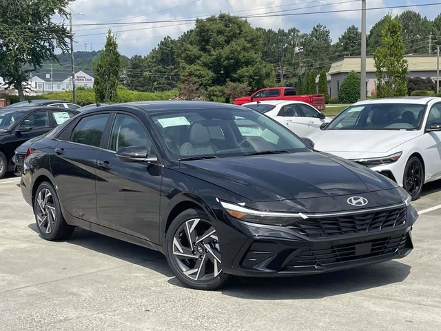 2026 Hyundai ELANTRA Limited