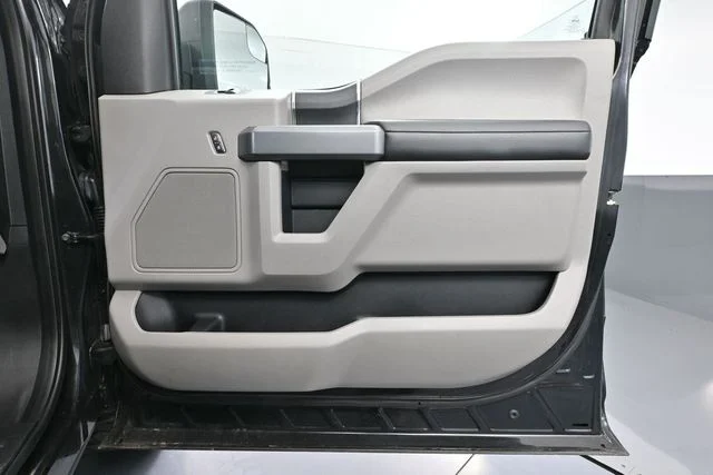 2015 Ford F-150 XLT - Photo 40