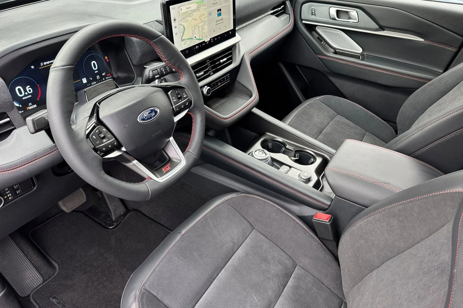 New 2026 Star White Metallic Tri-Coat Ford ST image 10