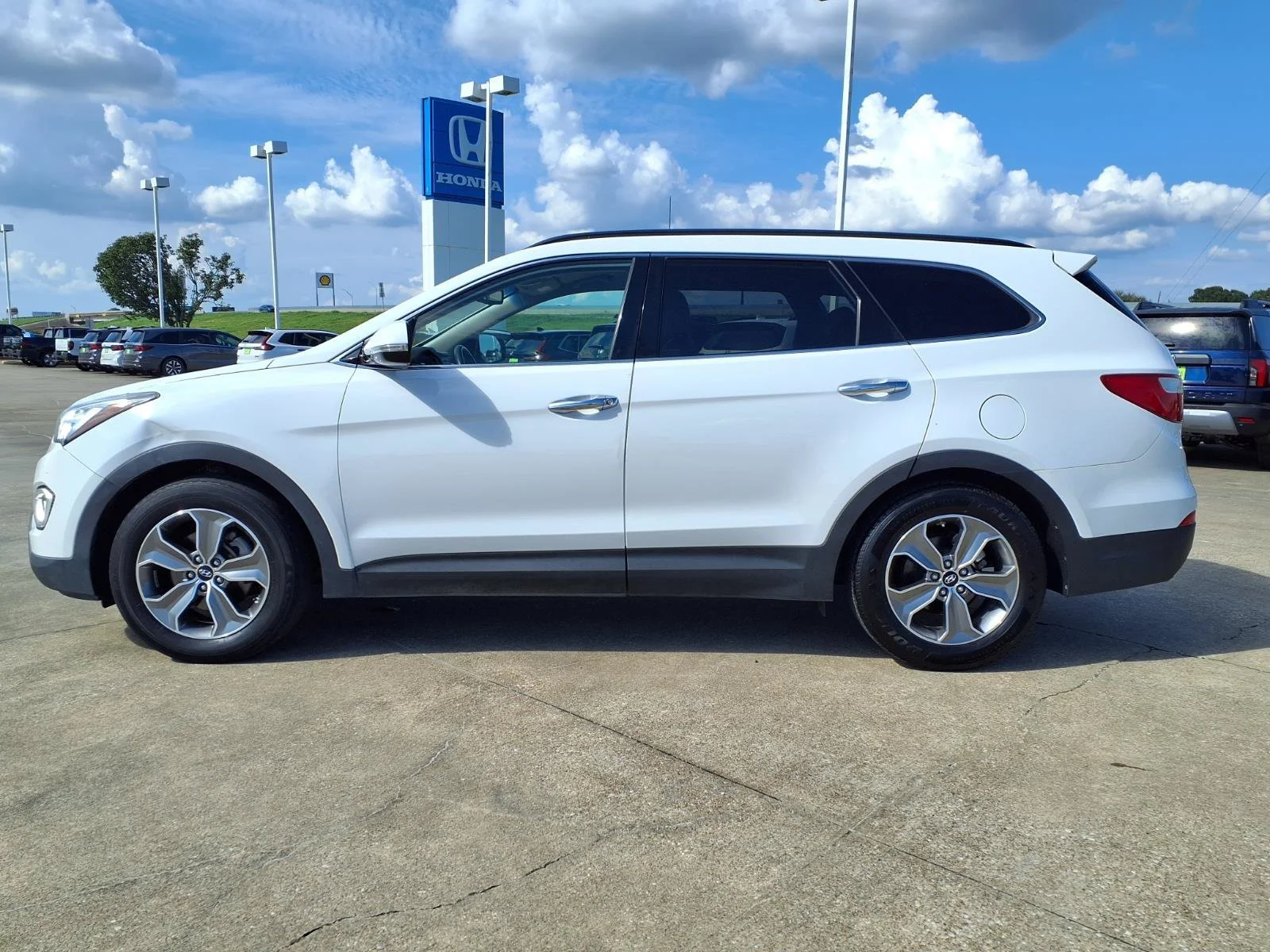 Used 2013 Hyundai Santa Fe GLS with VIN KM8SN4HF6DU010942 for sale in Beaumont, TX