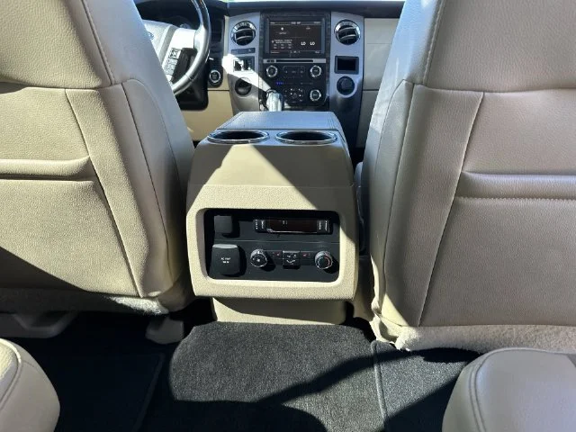 Used 2015 White Ford Limited image 24