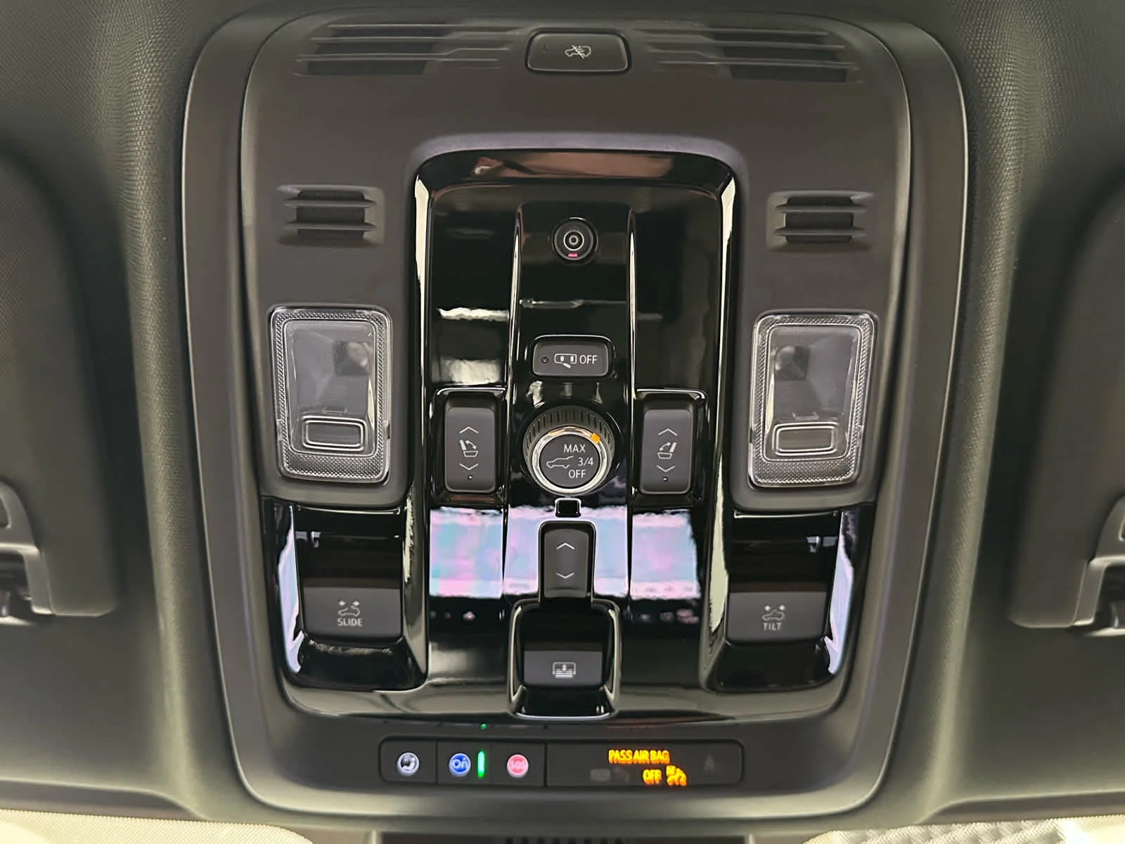 Used 2026 Downpour Metallic GMC Denali Ultimate image 38