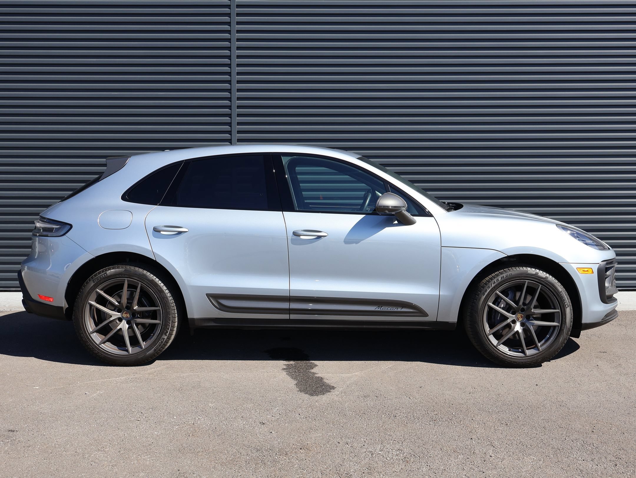 Certified Used 2024 Dolomite Silver Metallic Porsche T image 10