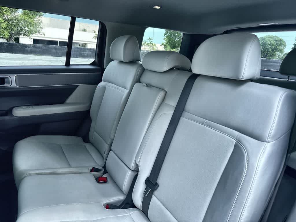 Used 2025 Ecotronic Gray Hyundai SE image 22