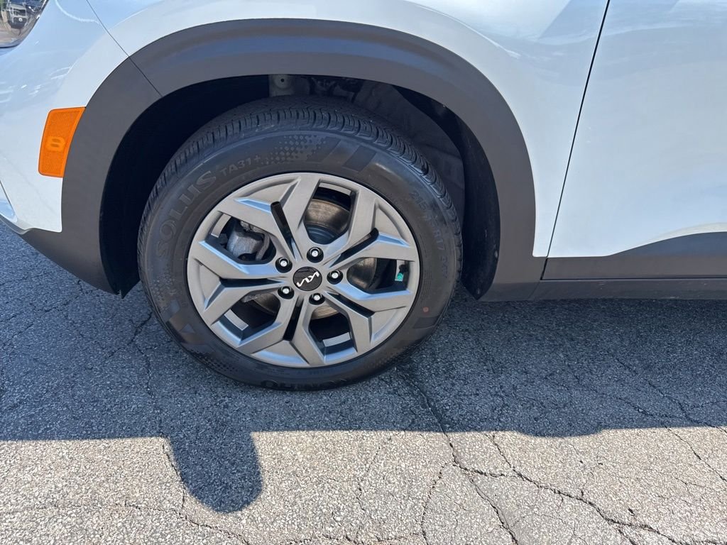 Certified Used 2024 White Kia S image 13