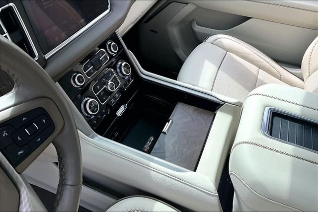 Used 2023 White GMC Denali image 15