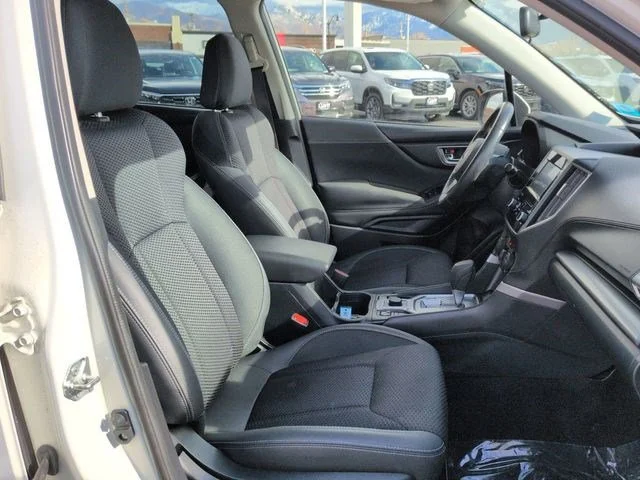 2022 Subaru Forester Premium - Photo 33