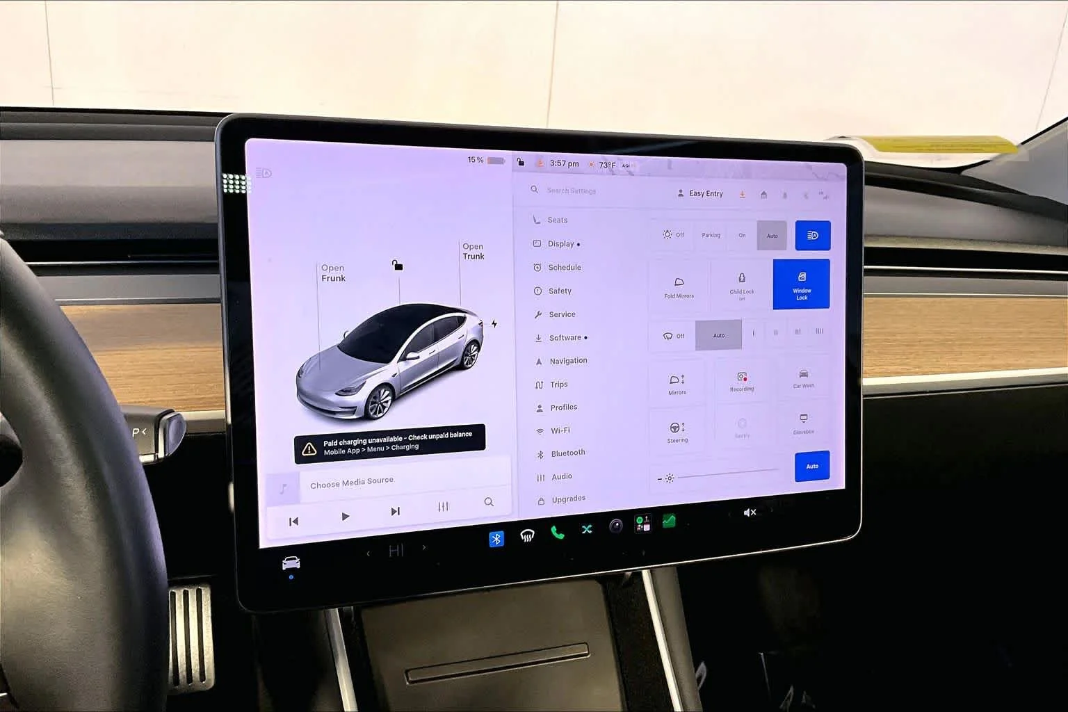 Used 2018 Pearl White Multi-Coat Tesla Long Range Battery image 24