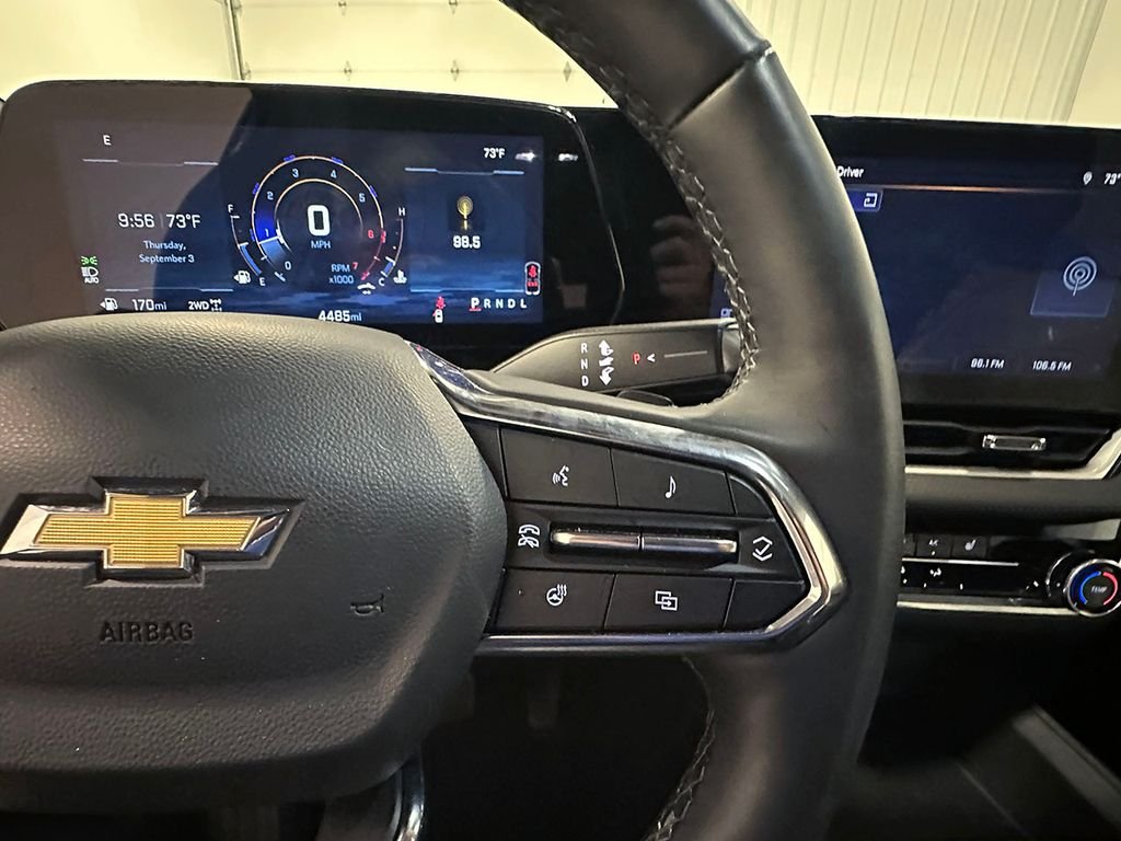 Used 2025 Green Chevrolet LT image 36