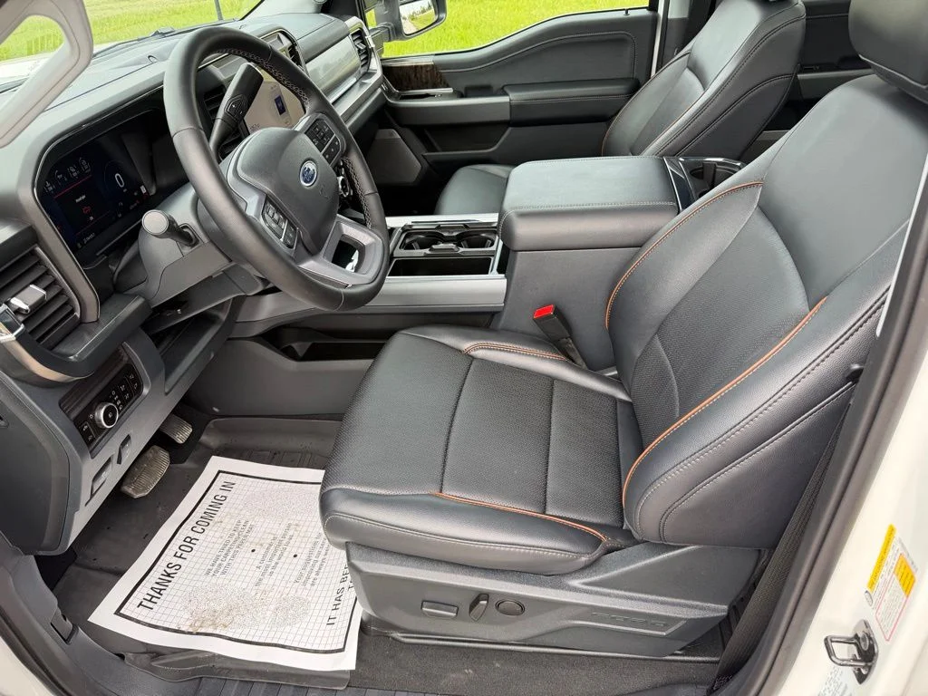 2025 Ford F-350 Super Duty Lariat - Photo 14
