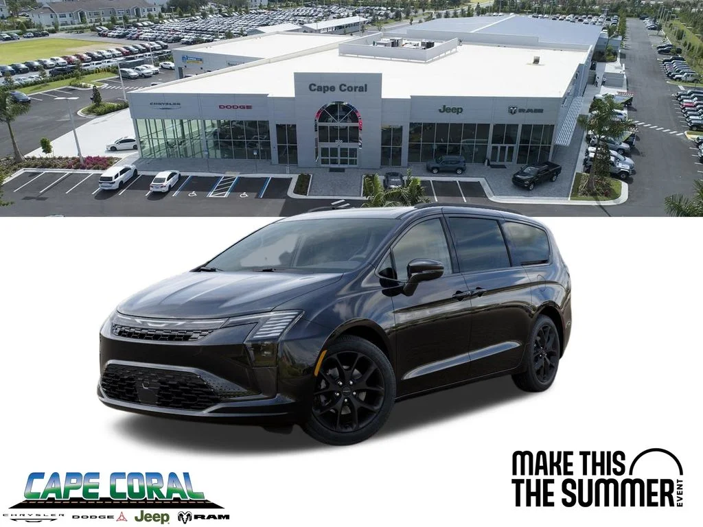 2027 Chrysler Pacifica Limited's photo