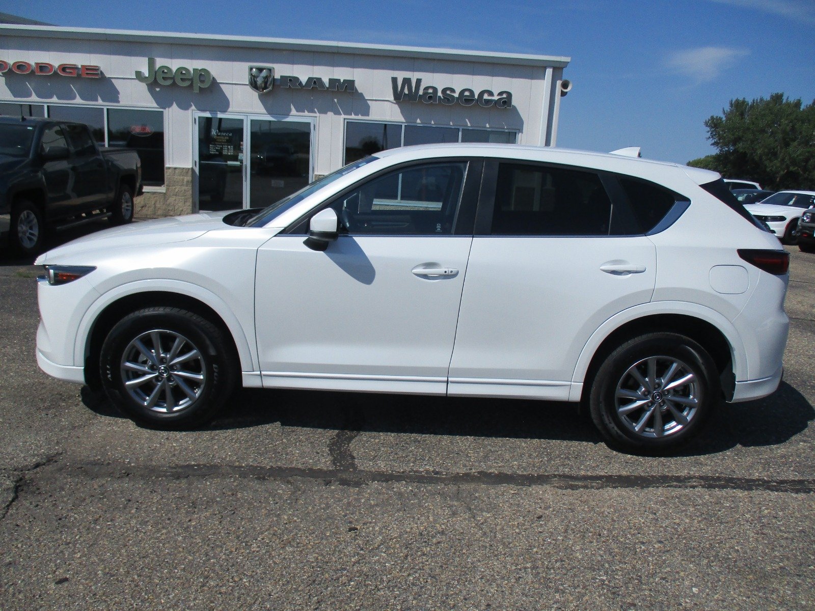Used 2024 Mazda CX-5 S Select Package with VIN JM3KFBBL6R0501862 for sale in Waseca, Minnesota