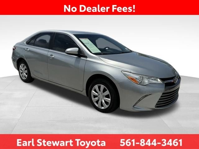 Used 2017 Silver Toyota LE image 2