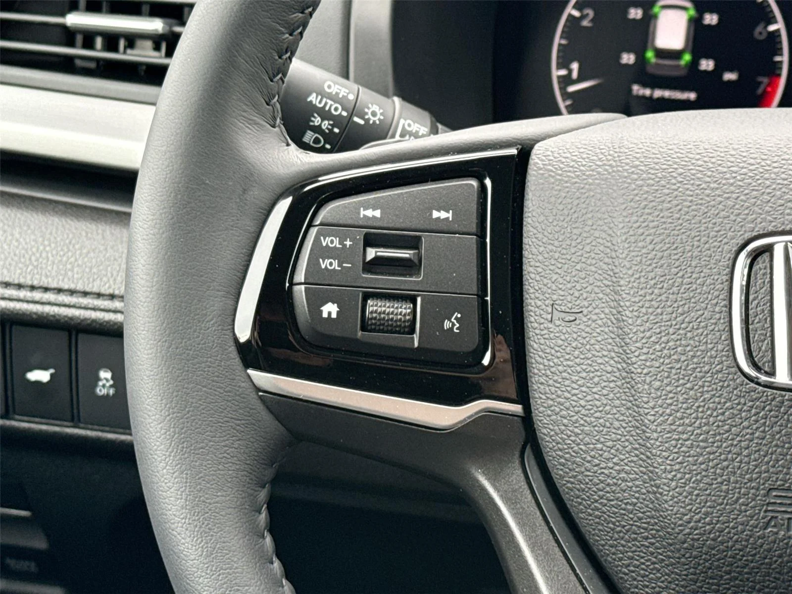 2026 Honda Odyssey EX-L - Photo 24
